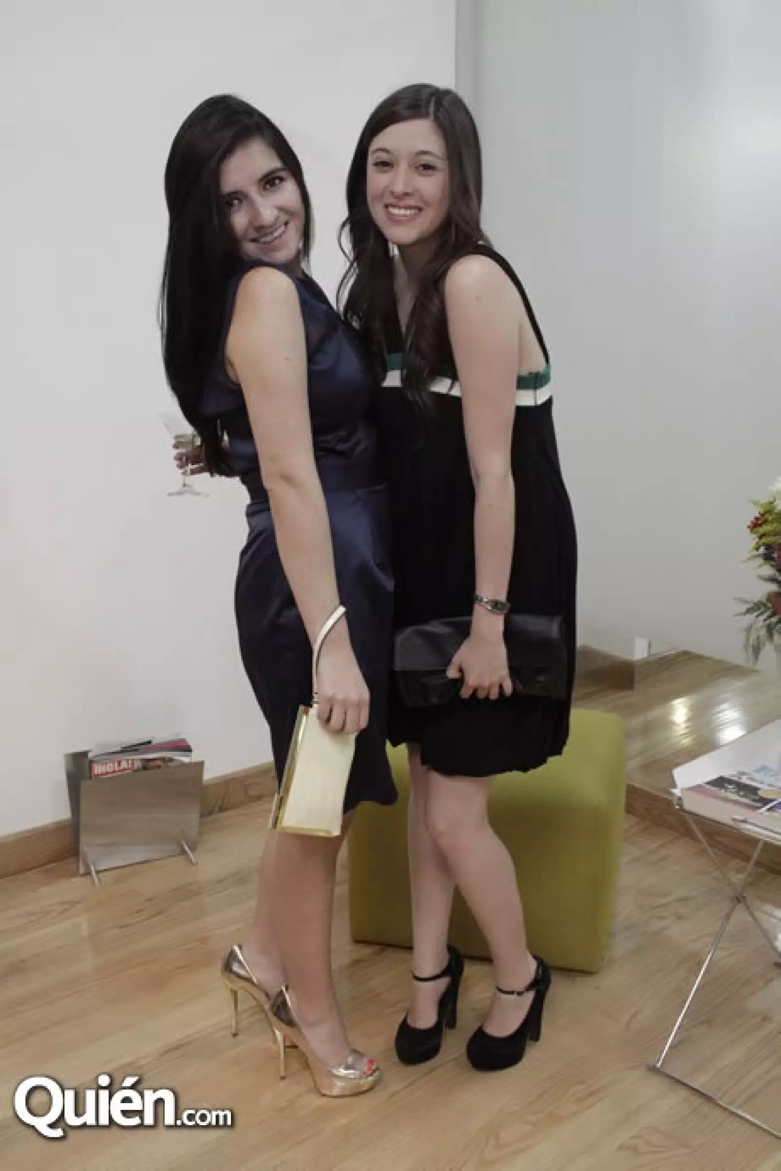 Maricarmen Cossío,Leticia Flores