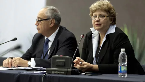 La Vicepresidenta Editorial de Grupo Expansión, Rossana Fuentes Berain, participó en uno de los foros de la cumbre