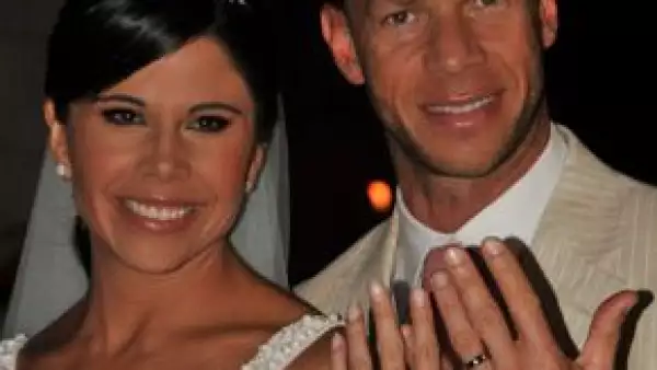 La periodista y conductora del noticiario A las tres y el ex futbolista se dieron el sí en la Riviera Maya el pasado 21 de marzo, rodeados por su familia y amigos cercanos.