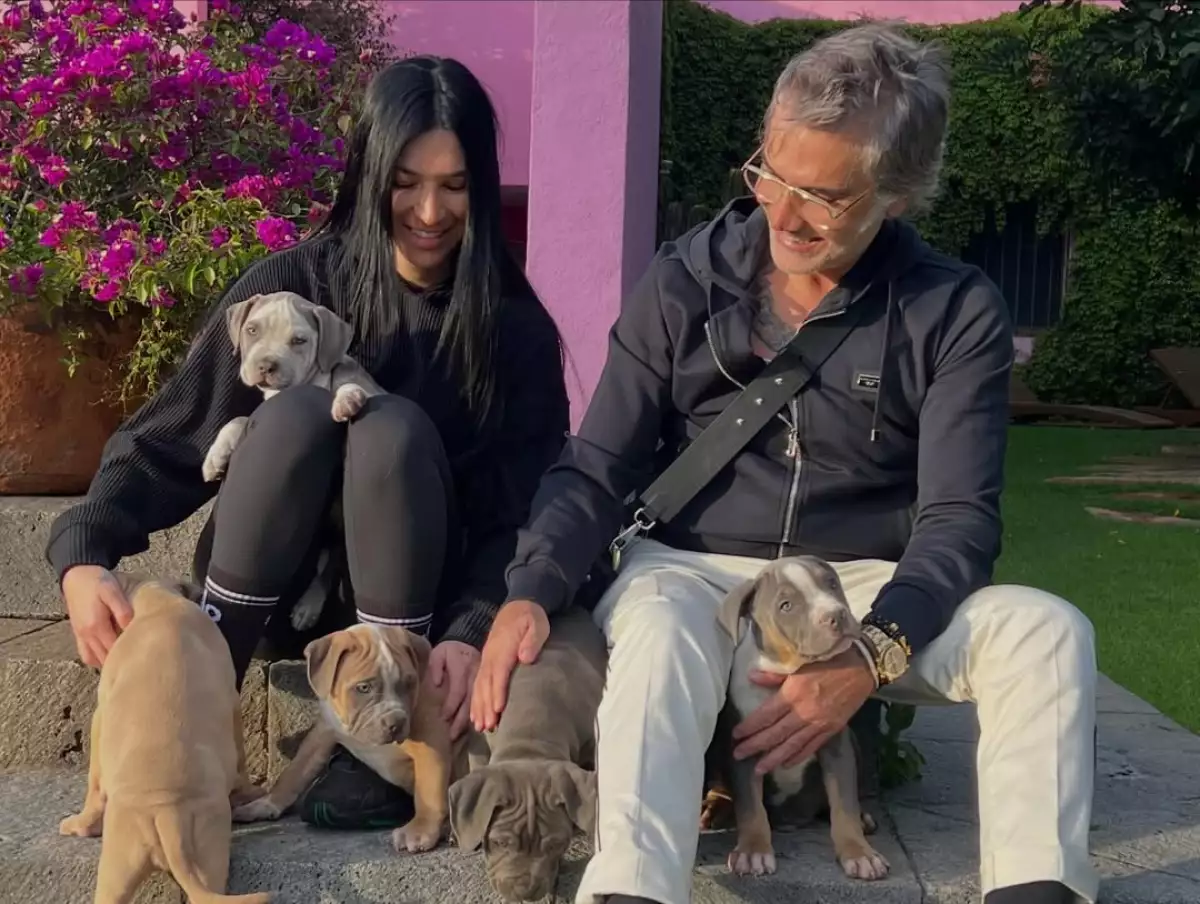 karla-laveaga-celebra-cumpleaños-55-de-alejandro-fernandez
