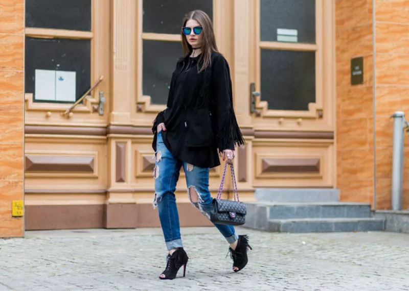 En 6 puntos te explicamos el trasfondo que hay con el nombre de esta prenda y la falsa imagen que se creó para aumentar sus ventas en 1930.