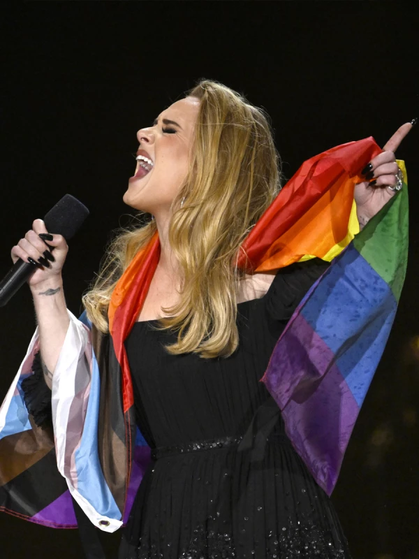 Adele regresa a los escenarios