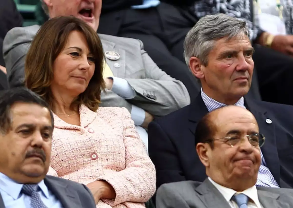 El negocio familiar de organización de eventos de Carole y Michael Middleton, padres de la duquesa de Cambridge, fue acusado en su sitio de internet por explotar trabajadores mexicanos.