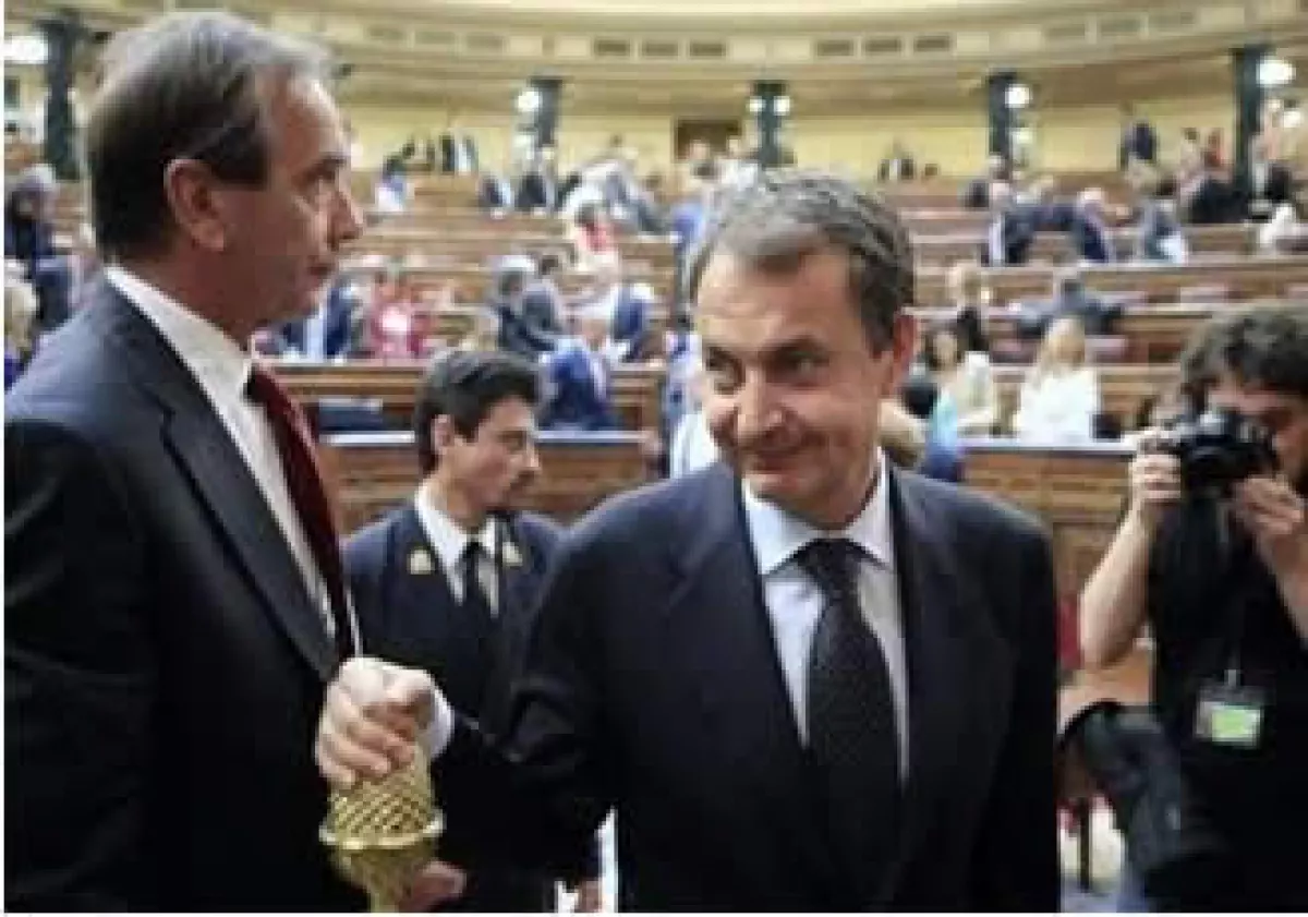 El presidente dijo que el Estado gastaría este año unos 35,000 millones de euros en el subsidio por desempleo. (Foto: Reuters)