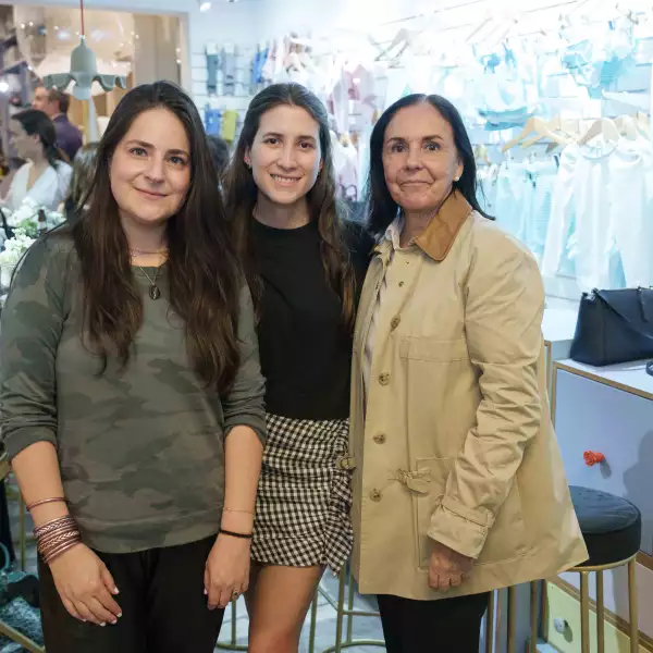 Mercedes Castañeda, María Ocejo y Eugenia Gómez Mont
