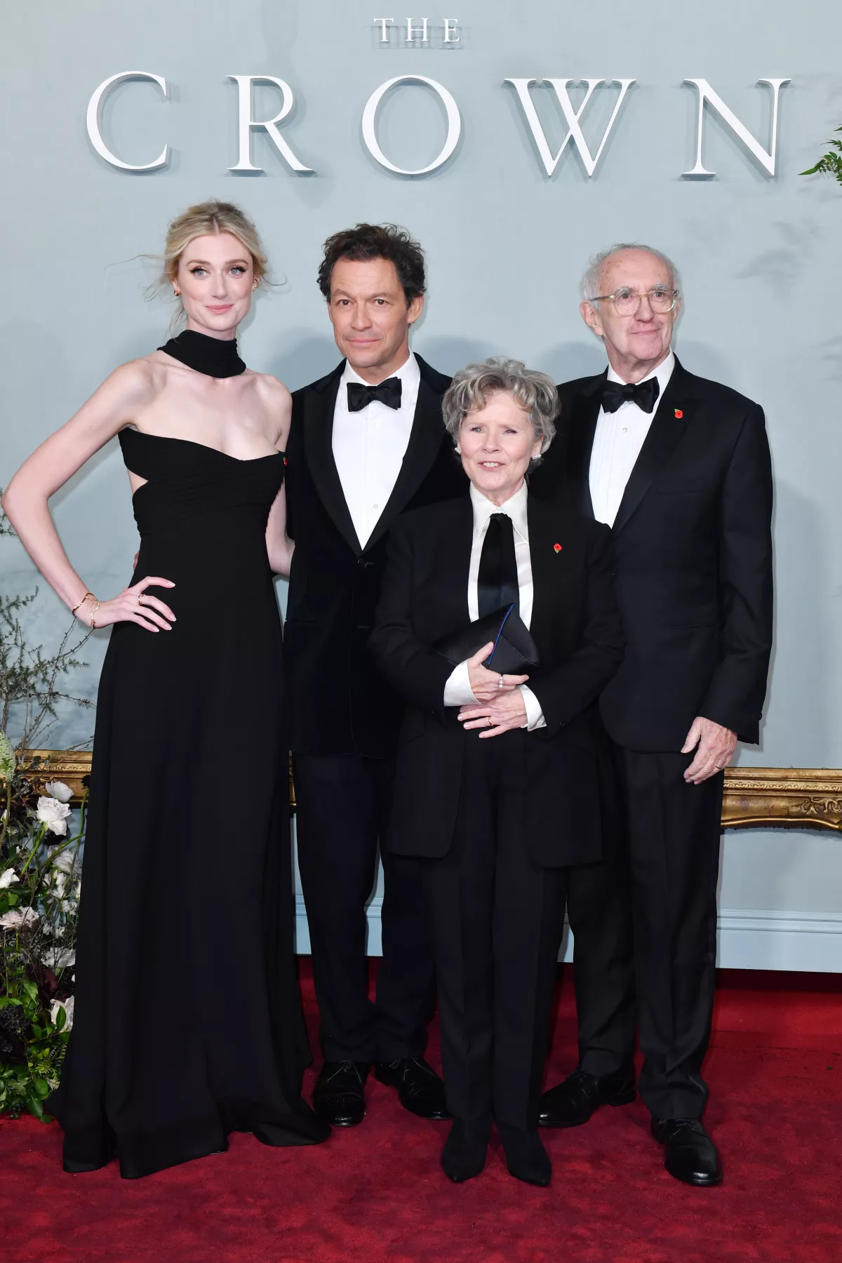 Elizabeth Debicki, Dominic West, Imelda Staunton y Jonathan Pryce