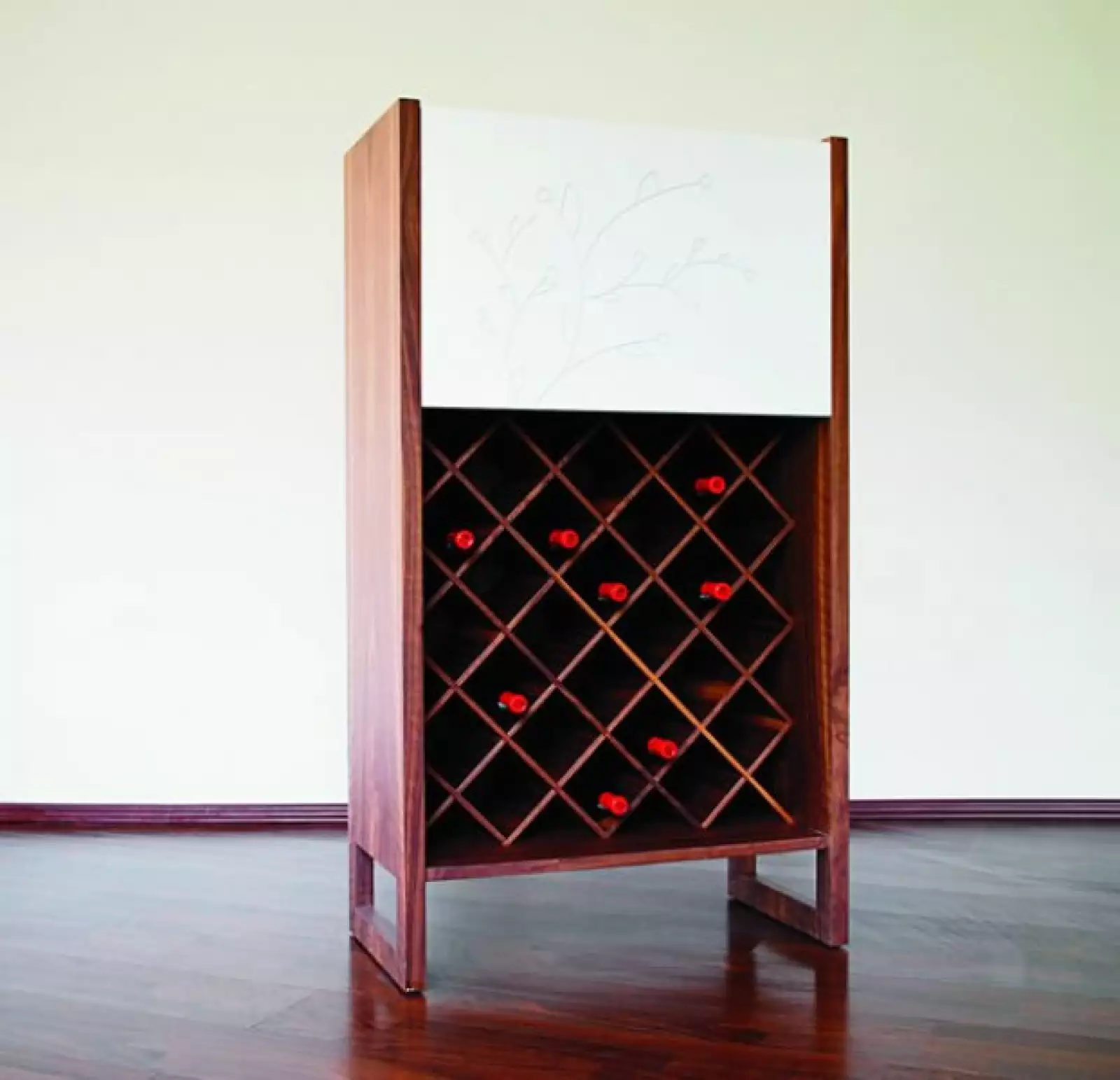 AKETO. Minibar Chilpa en chapa de madera, 22,940 pesos. De venta en Bauhaus & Cassina, CAD México.