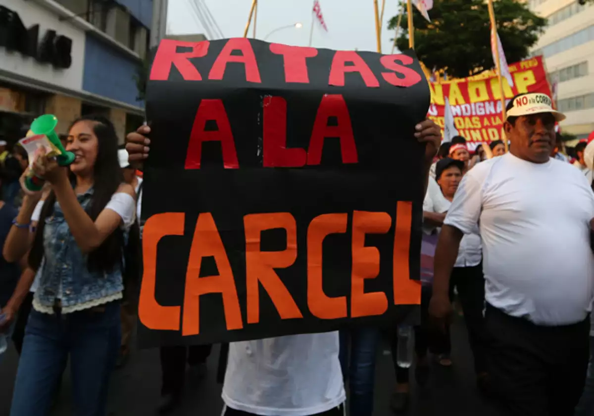 Odebrecht protestas peru