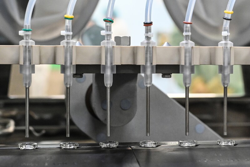 ITALY-HEALTH-VIRUS-SCIENCE-TECHNOLOGY-PHARMACEUTICALS-VACCINE-MA