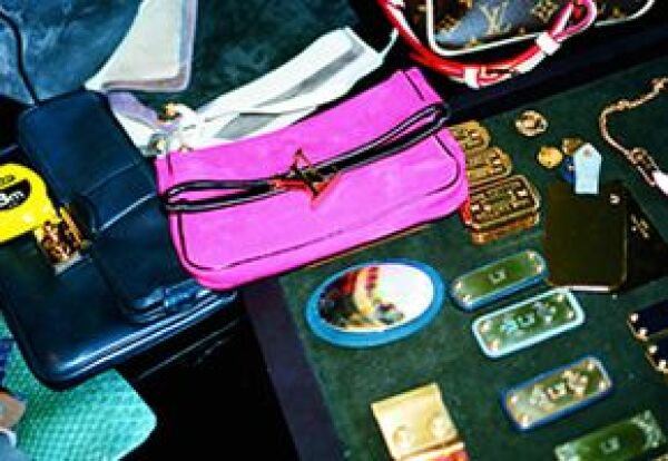 Sofia no exageró en accesorios para mantener la simplicidad.