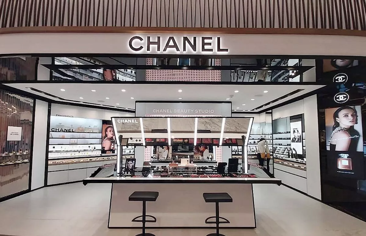 chanel-beauty studio-BS2-DEST.jpg