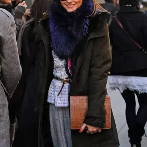 Para los días más frios nada como una gabardina con piel.