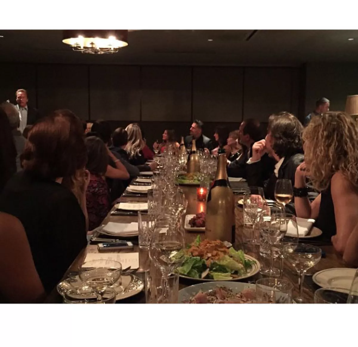 Su hijo Manolo compartió una foto del momento.