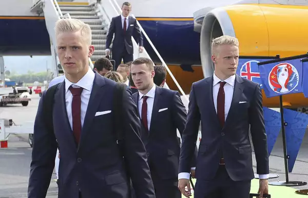 Tras su calificación, Islandia fue contactada por marcas grandes, pero se quedaron con Errea.