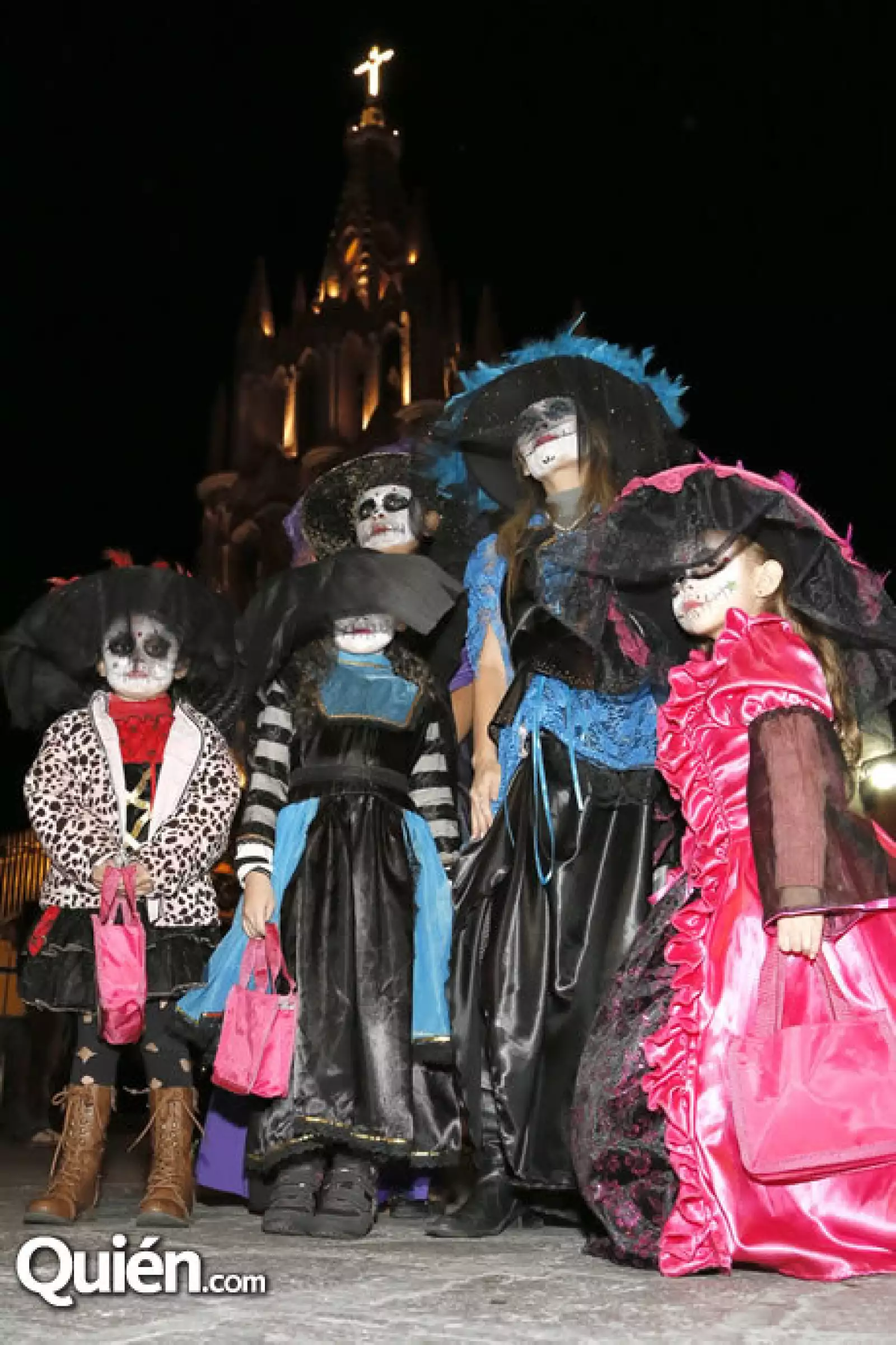 Carlos Aguirre,María Aguirre,María Aguirre,Carla Aguirre,Jimena Aguirre