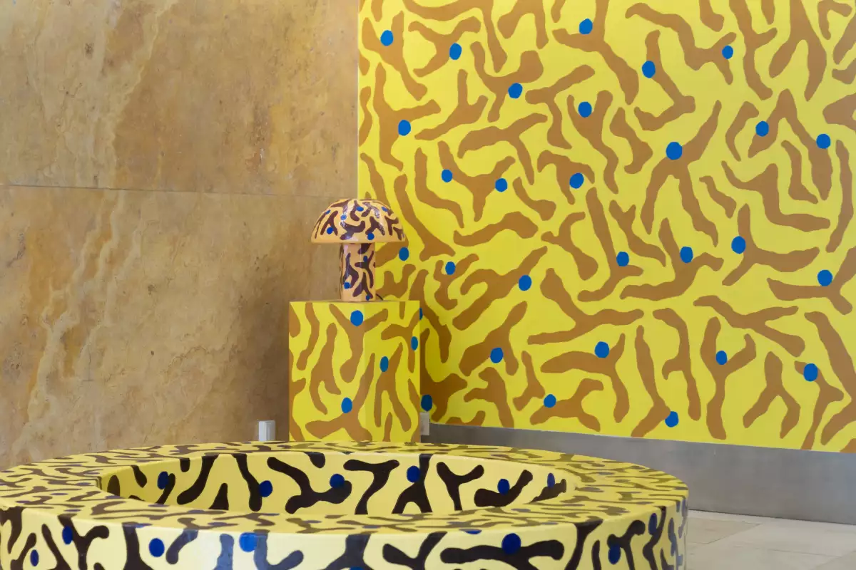 La exhibición “Casa Ideal” expande las fantasías domésticas en posibilidades