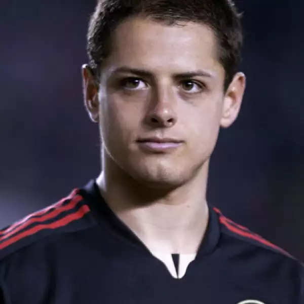 Con tremenda trayectora a sus 26 años, Javier Hernández es uno de los más guapos del futbol mexicano.