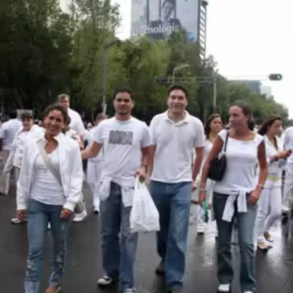 ¨No puede ser que tengamos miedo de las personas que supuestamente están para cuidarnos, que sean ellos mismos a veces los que secuestran. Creemos que esta marcha puede cambiar lo que está pasando, y hoy no hay diferencias de clase, todos pedimos que las