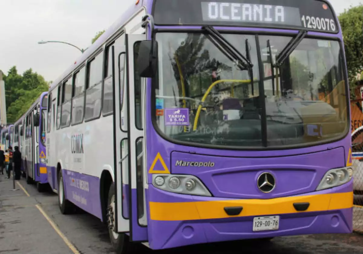 Autobús del corredor vial Peñón-Panteón San Isidro