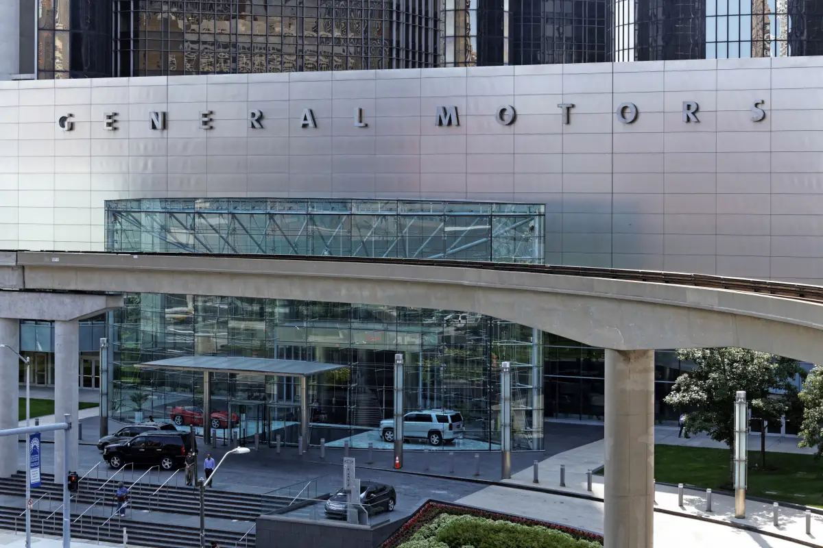 General Motors reducirá producción en Norteamérica por falta de chips