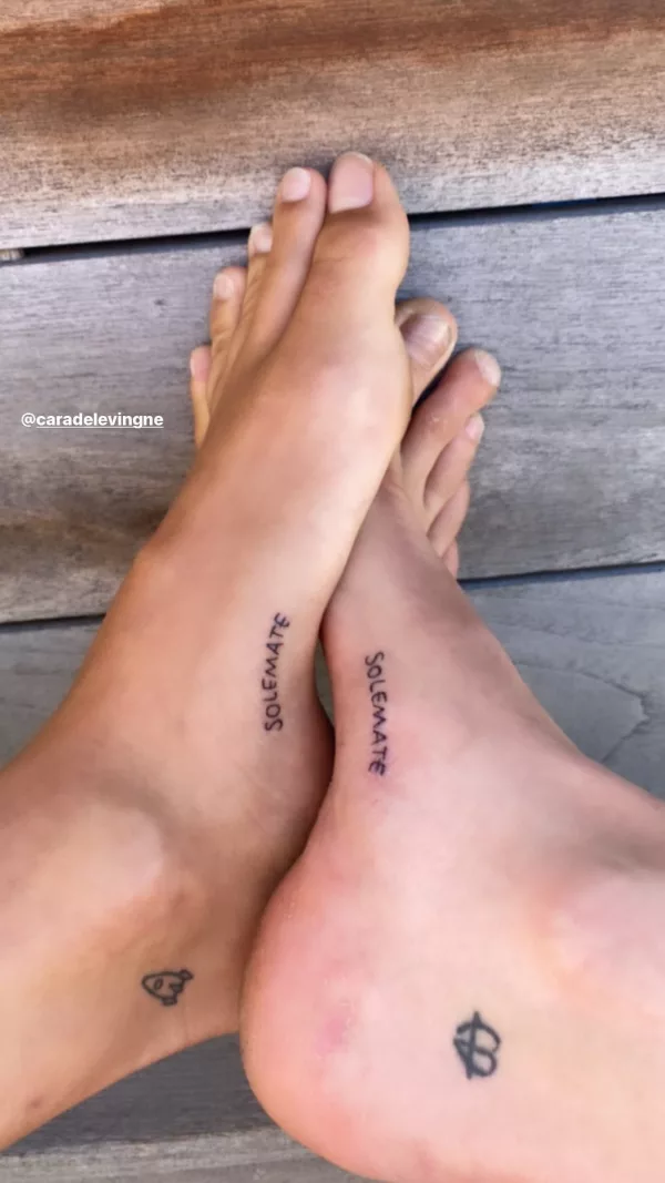 Kaia Gerber y Cara Delevingne.