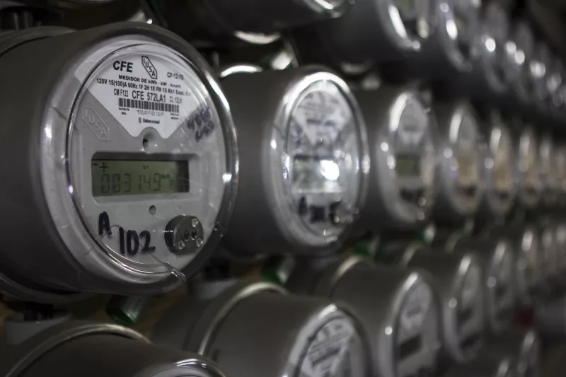 CFE planea emitir deuda para refinanciar un crédito. (Cuartoscuro)