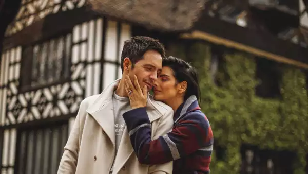 Mauricio Ochmann y Aislinn Derbez