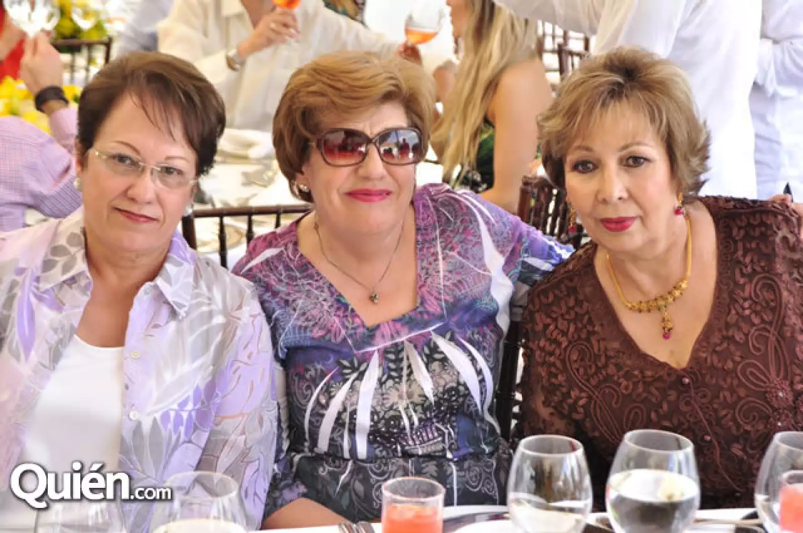 Dora Elia Elizondo,María del Lourdes Aguirre y María Victoria Siller