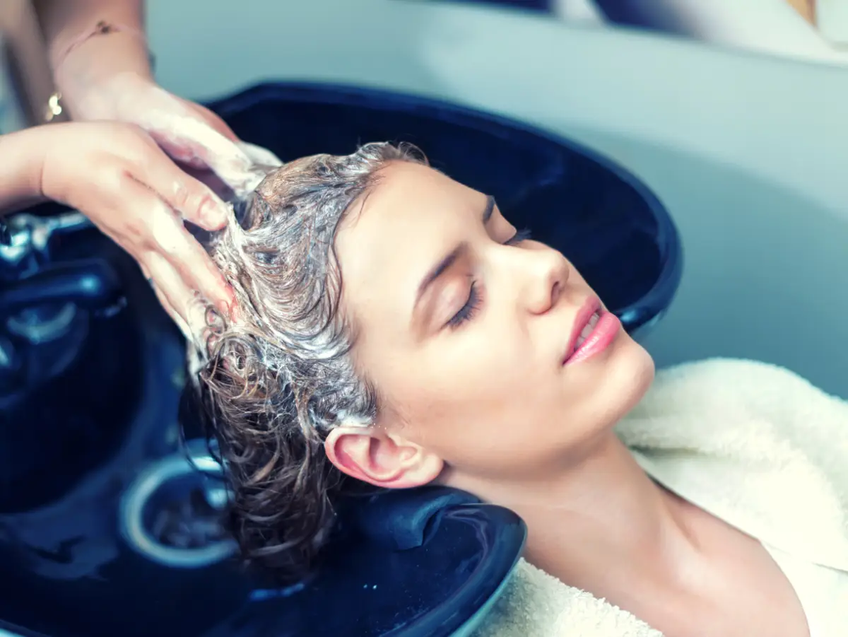 Henkel productospara el cabello. 