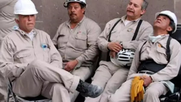 Trabajadores-de-Pemex-12