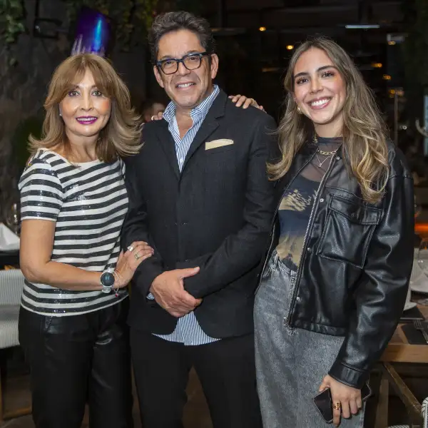 El Mochomos Palmas celebra su octavo aniversario en una deliciosa cena