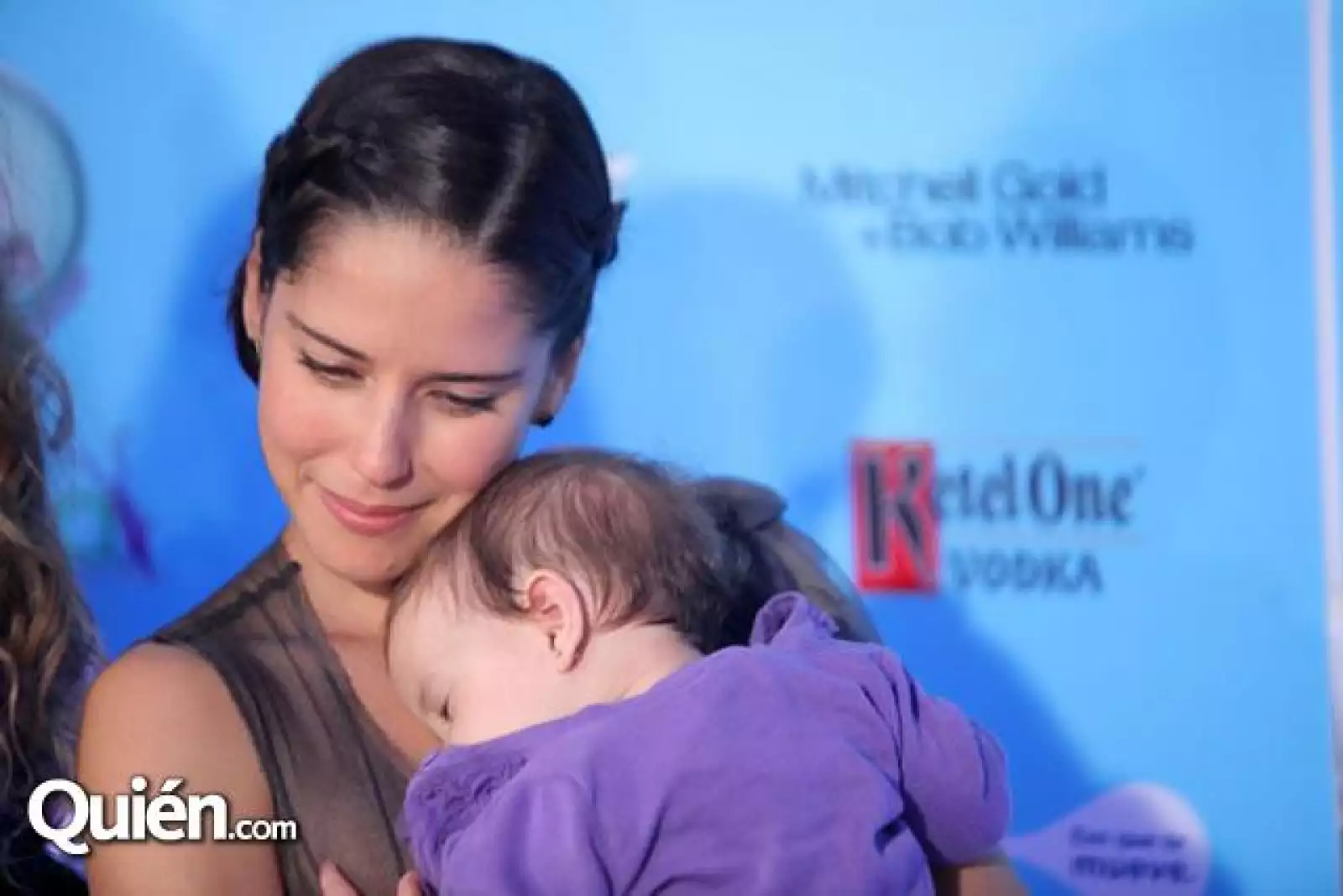 Ana Claudia talancón