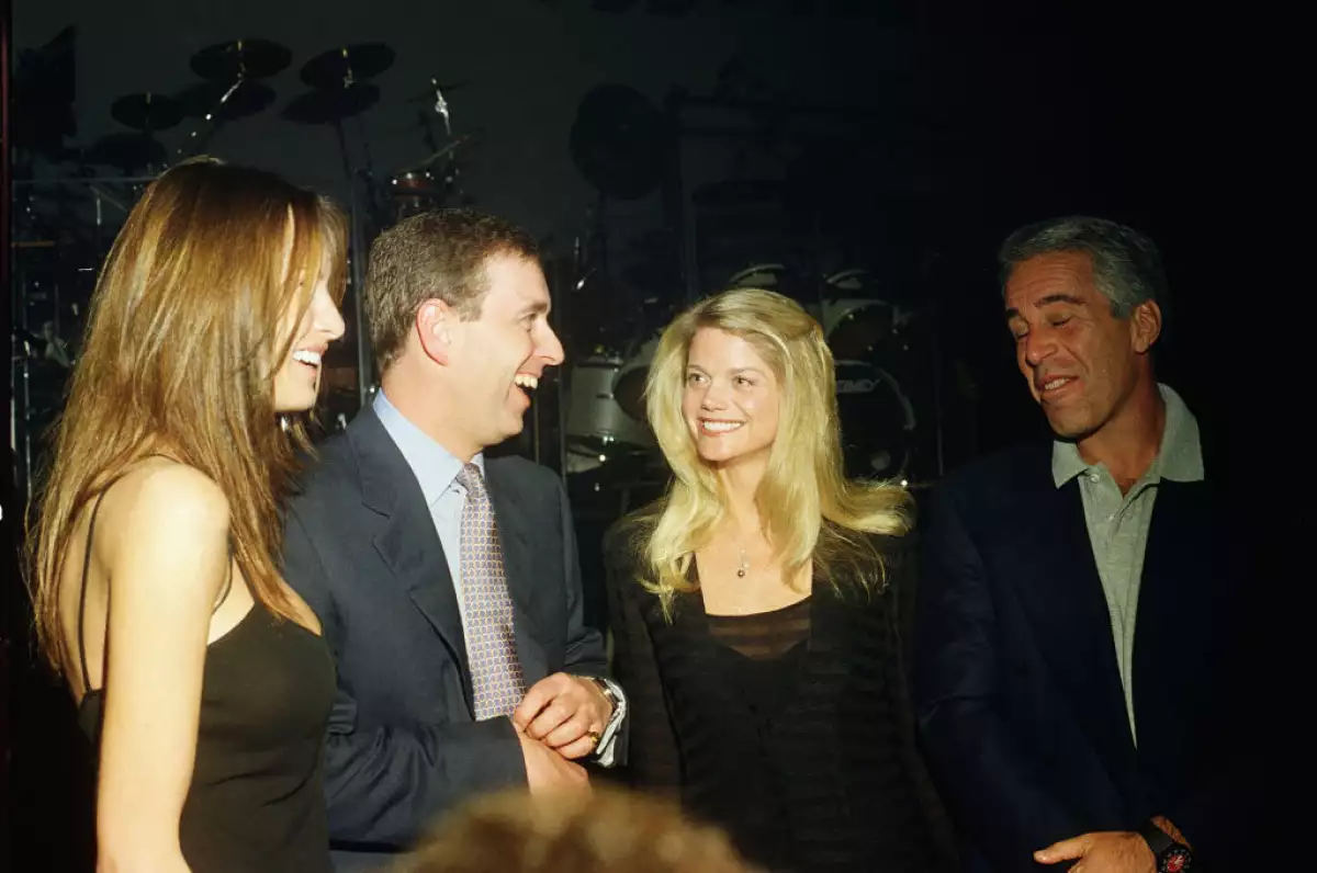 Melania Trump, príncipe Andrés, Gwendolyn Beck y Jeffrey Epstein