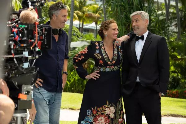 Julia Roberts y George Clooney protagonizan la película Pasaje al paraíso
