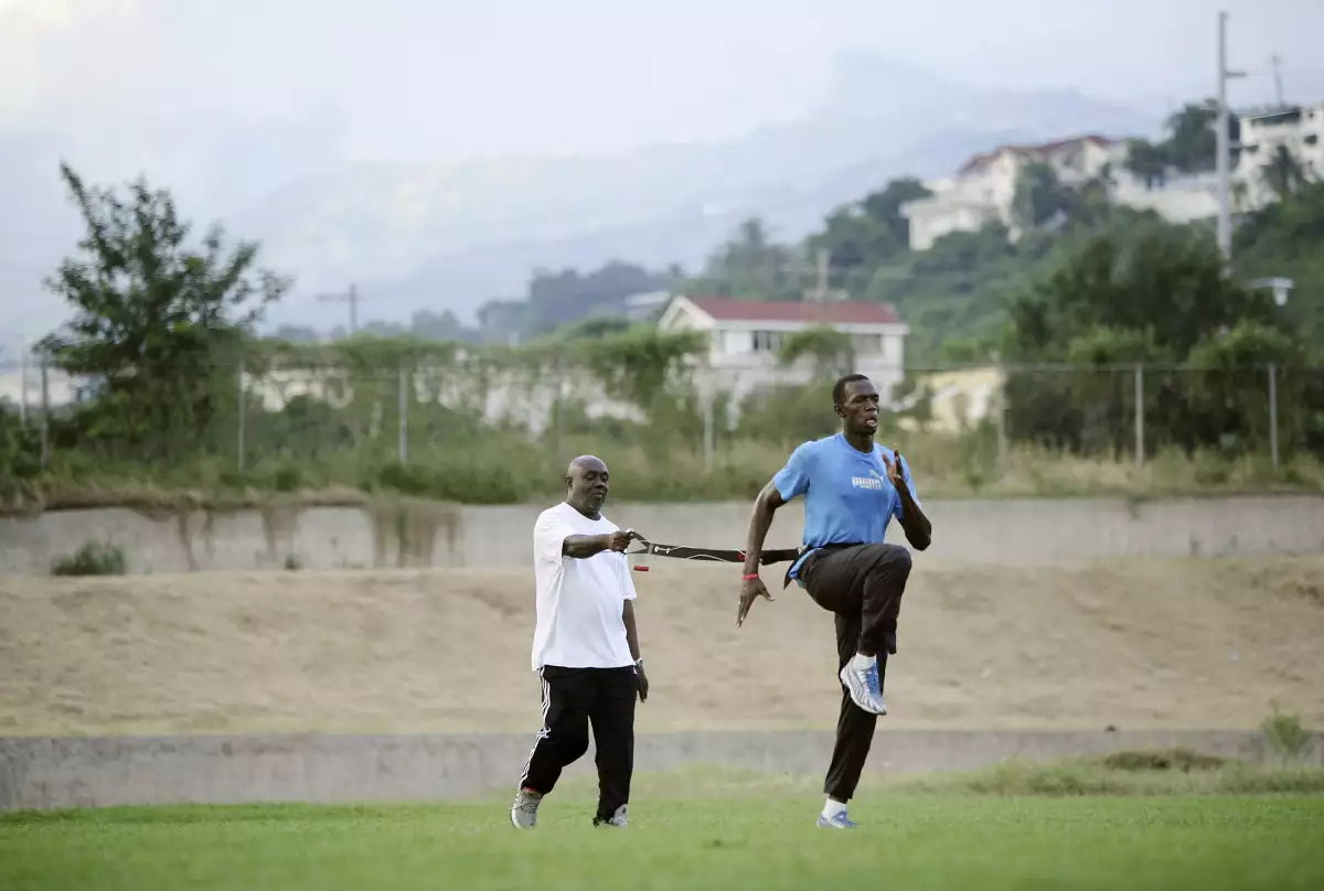 Glen Mills, el entrenador de Usain Bolt.
