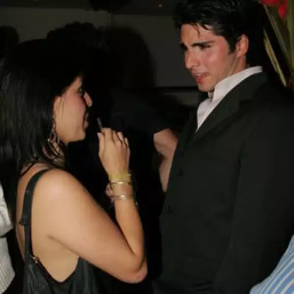 Annelí Mosqueda, Daniel Rose