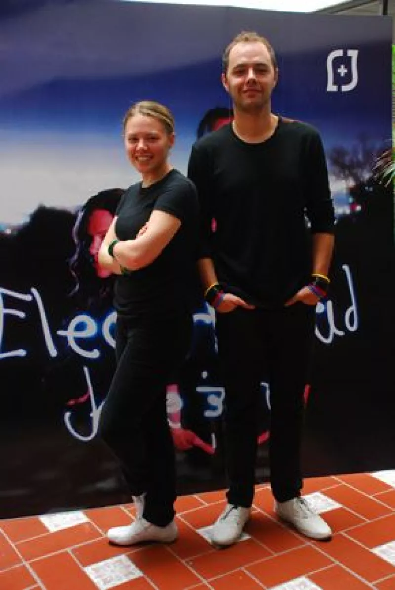 Espontaneidad es la palabra que definiría el segundo disco que los hermanos Huerta, mismo que será lanzado el próximo 15 de septiembre en tres versiones.