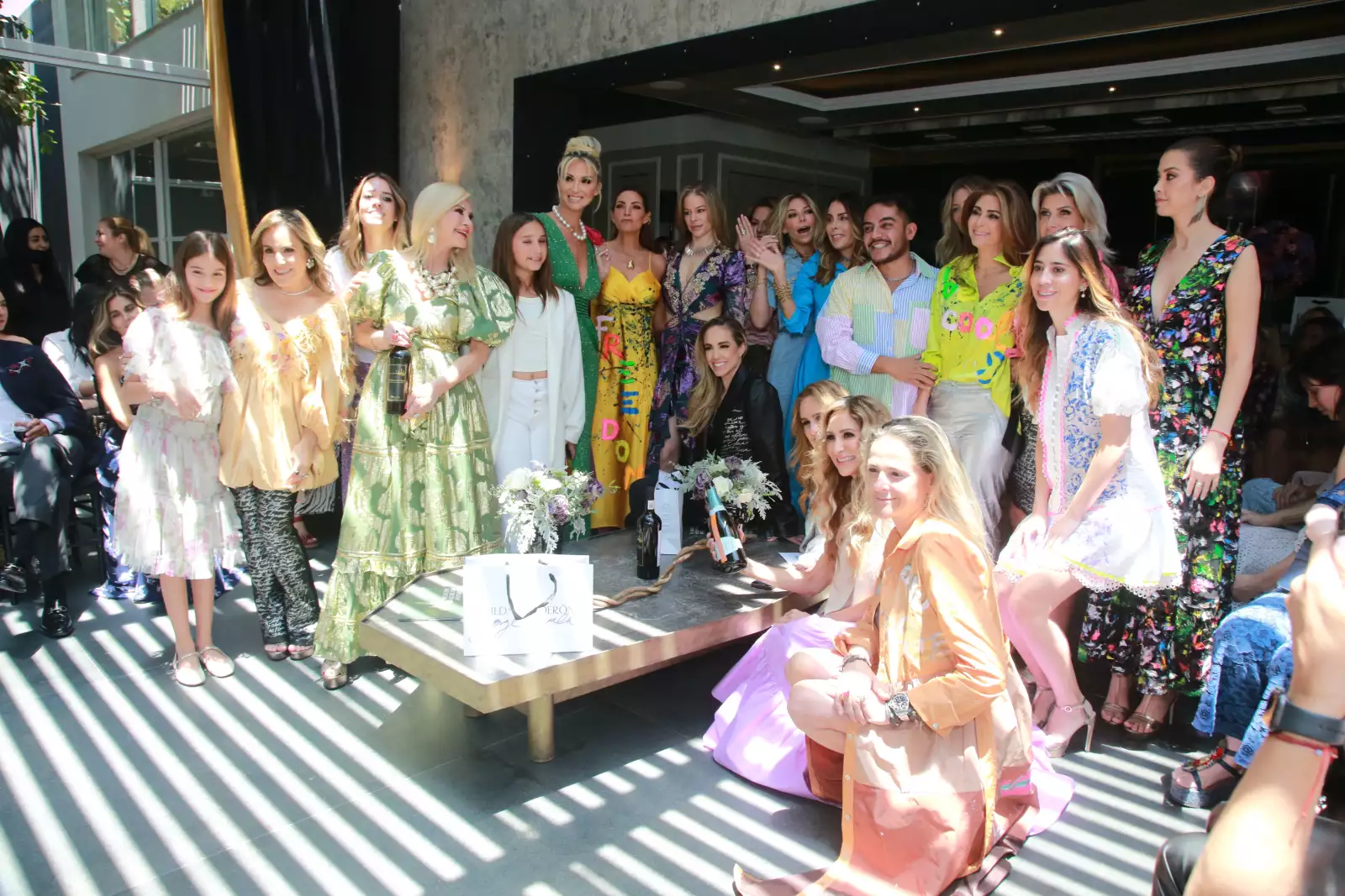 HILDA CALDERON DESFILE