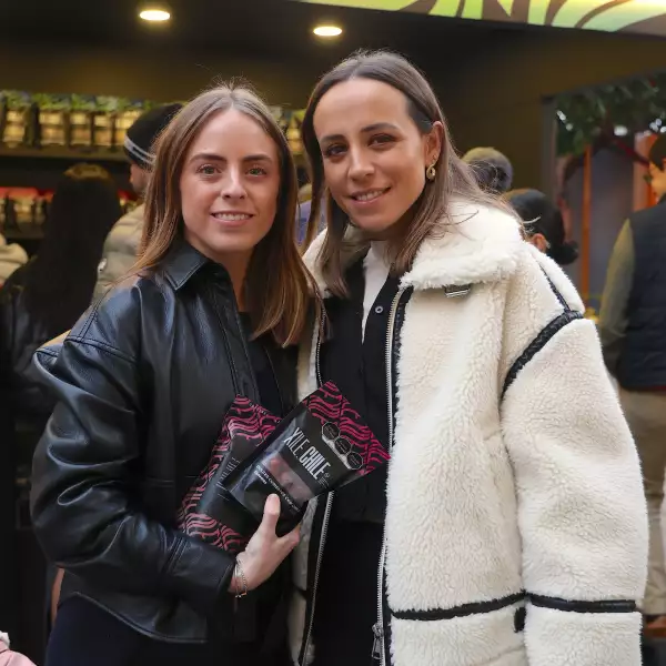 Martha Cobian y Ana Paula Arteaga 
