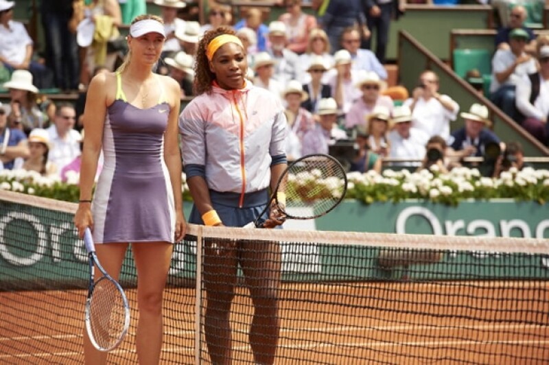 Serena Williams le ganó a María Sharapova en el Abierto de Francia hace dos semanas.