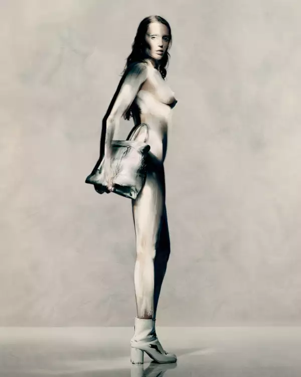 miley-cyrus-maison-margiela