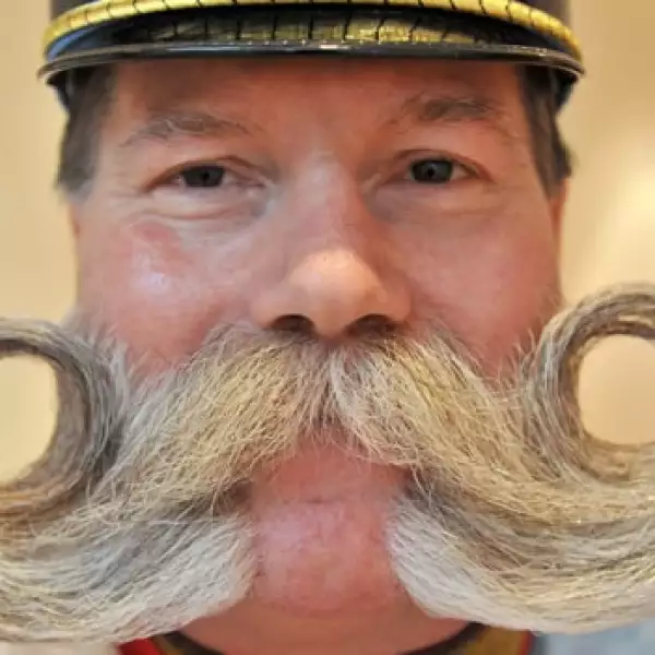 Concurso de barbas y bigotes