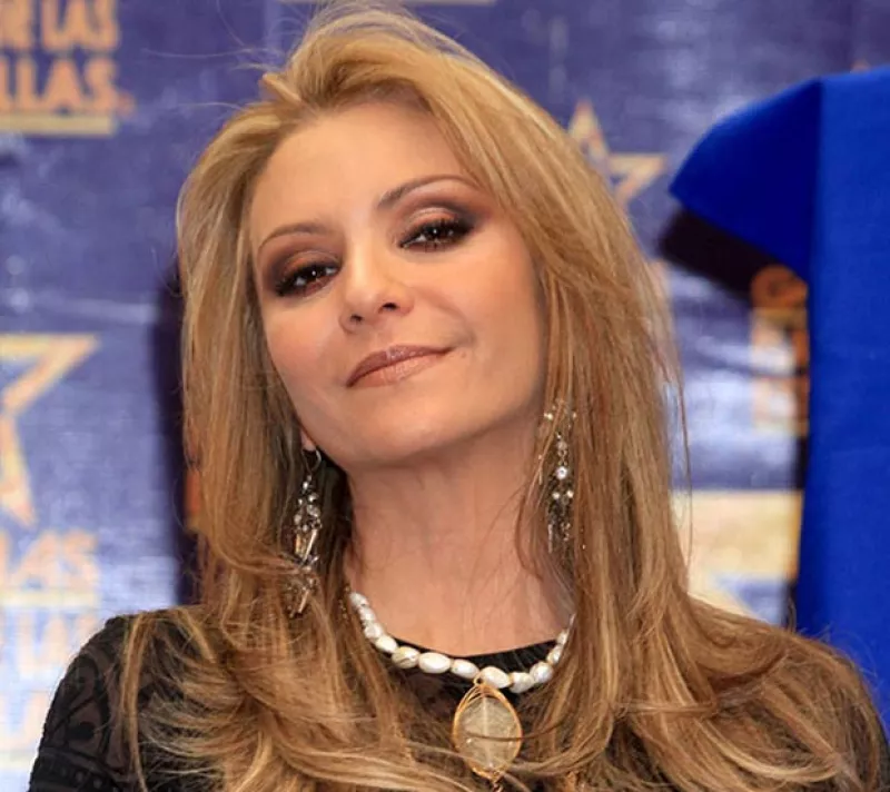 El hombre que trabajaba para la pareja robó una fuerte cantidad de dinero, además de golpearlos.