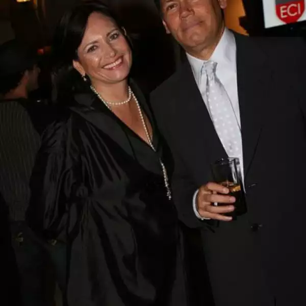 Subasta Nosotros Por los Niños con Cáncer