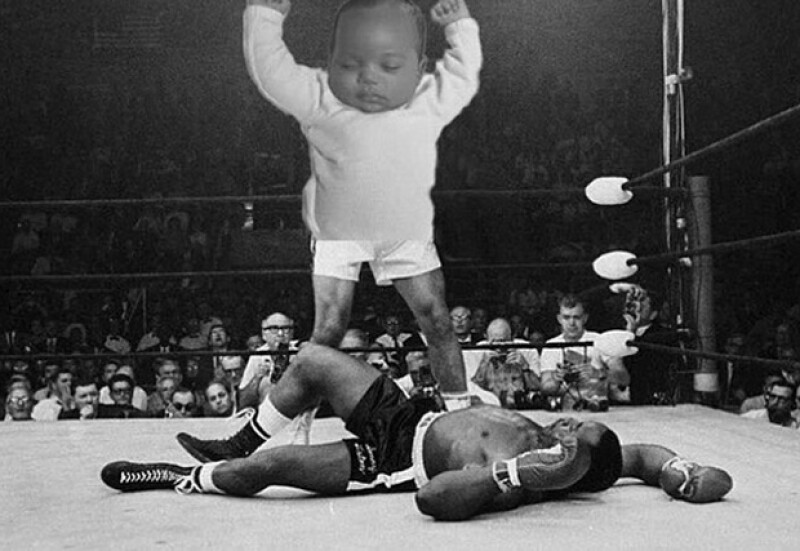 `Noqueando` a un luchador en el ring.