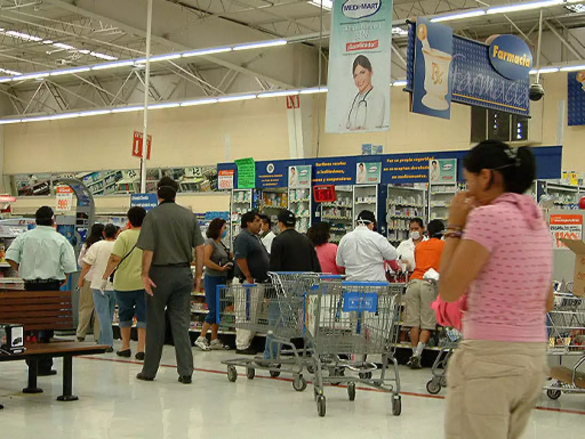 La gente ha acatado las normas de sanidad usando tapabocas y productos antibacteriales.