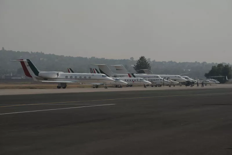 Aviones - Santa Lucía - Aeropuerto