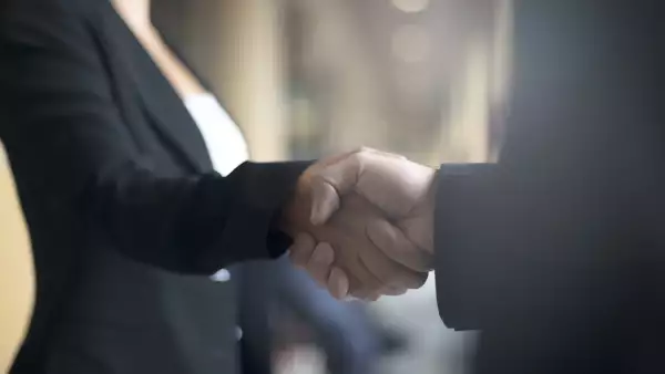 Más financiamiento para emprendedores de AL