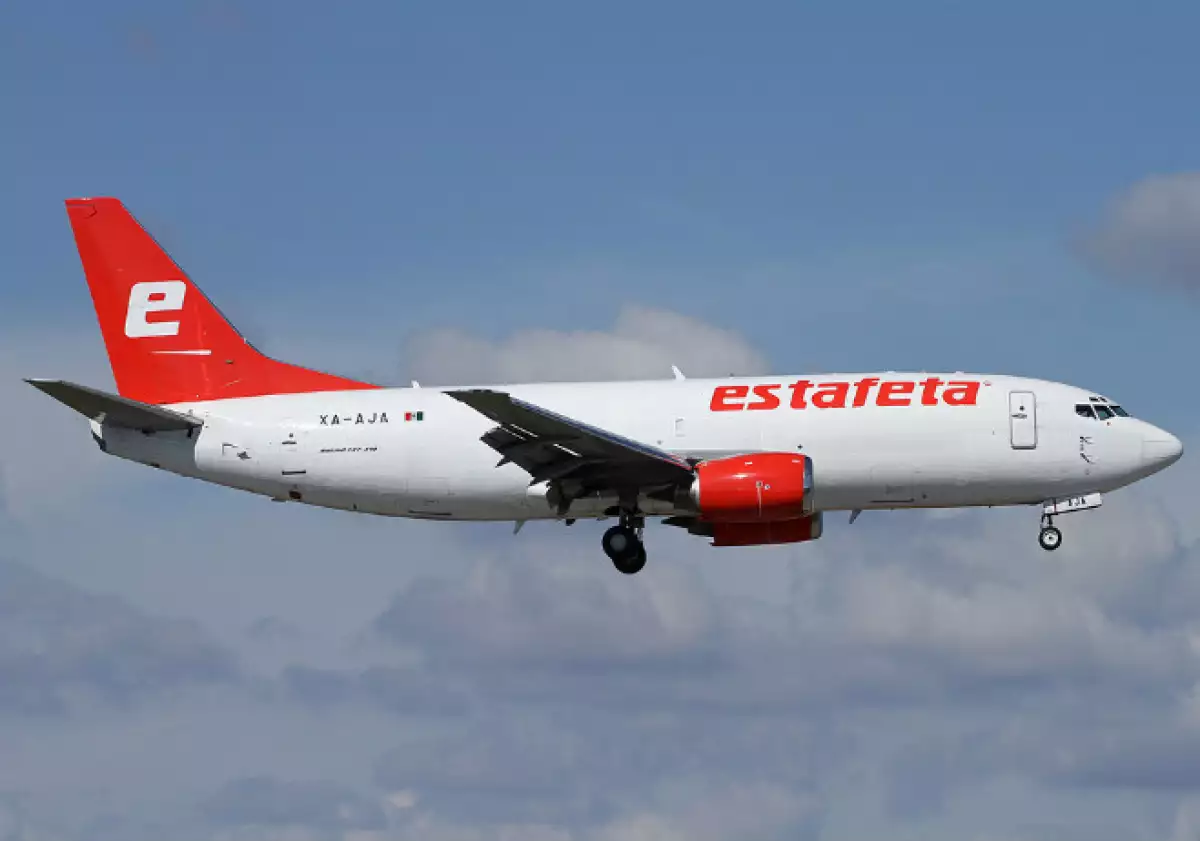 Avi�n Estafeta