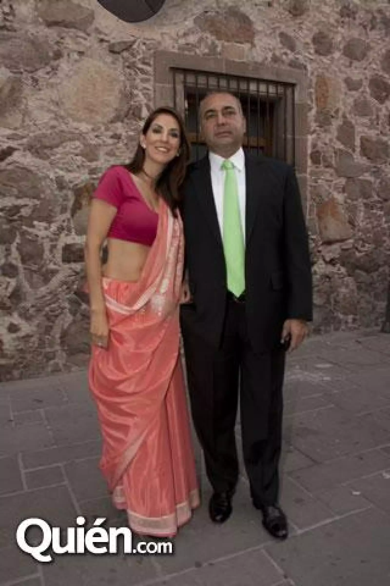 Mari Rouss Villegas de Sandhú y Tony Sandhú